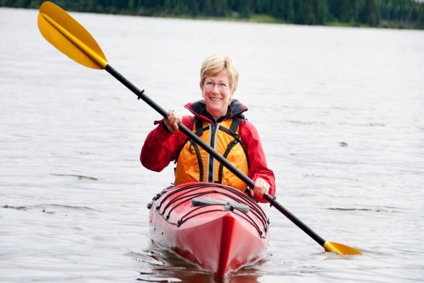 Whitewater kayak forward stroke technique featured image